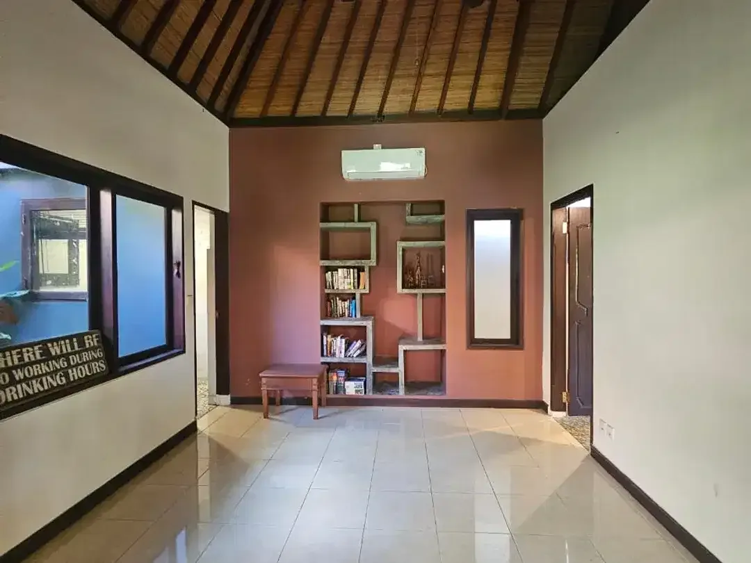 Jual Villa Bagus Murah Hitung Tanah Di Bumbak Dauh Umalas Bali - Image 10 of 10