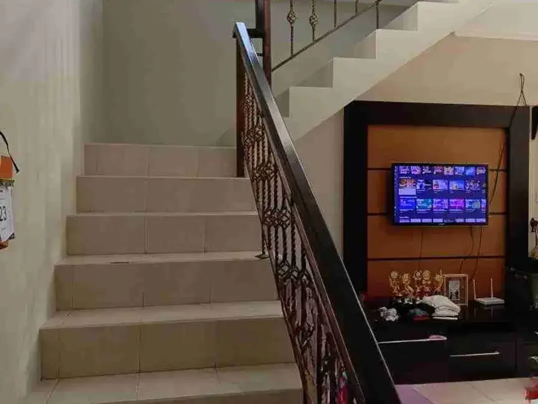 RUMAH BARU LANTAI II MEGAH DAN KOKOH DI DEKAT GUNUNG CATUR GATSU BARAT DENPASAR DEKAT KE MC DONALD DLL - Image 5 of 10