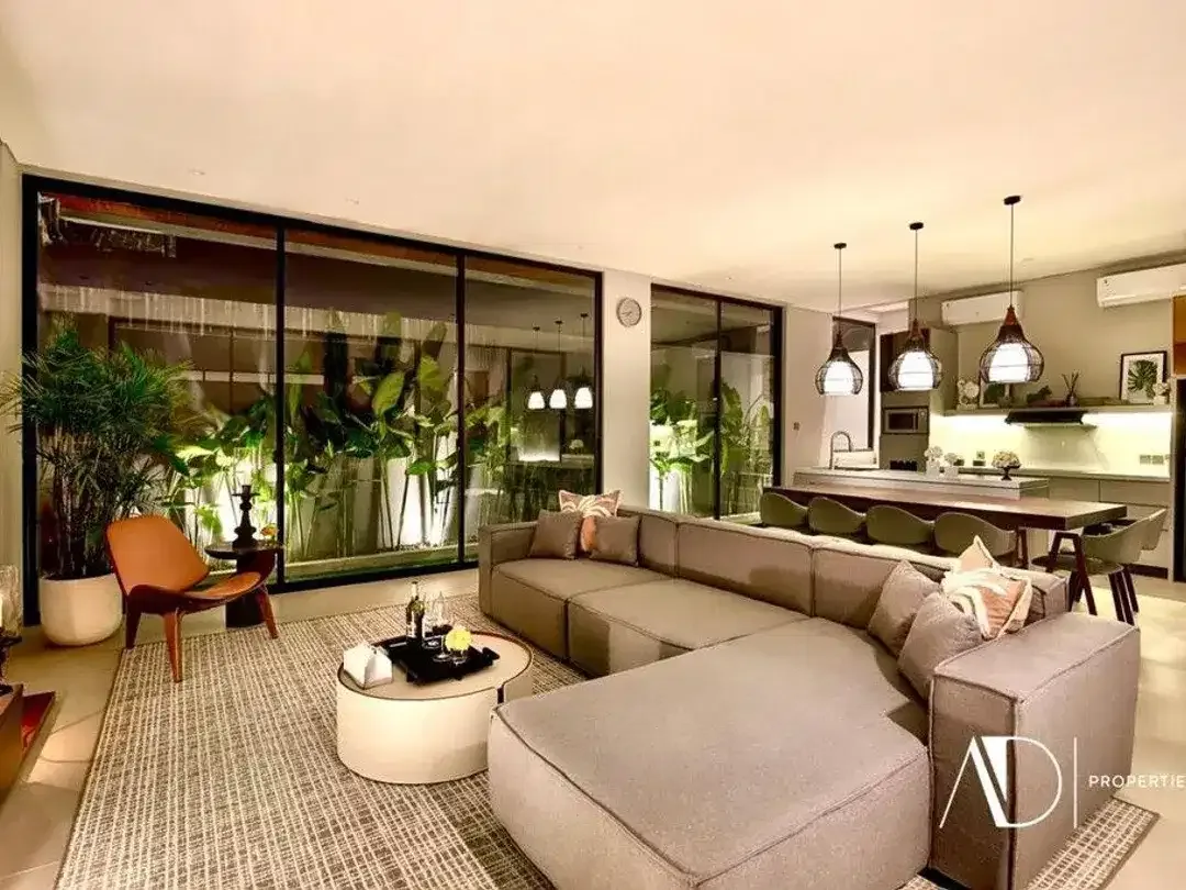 FREEHOLD / LEASEHOLD | MODERN CONTEMPORARY VILLA IN CEPAKA - Image 6 of 10