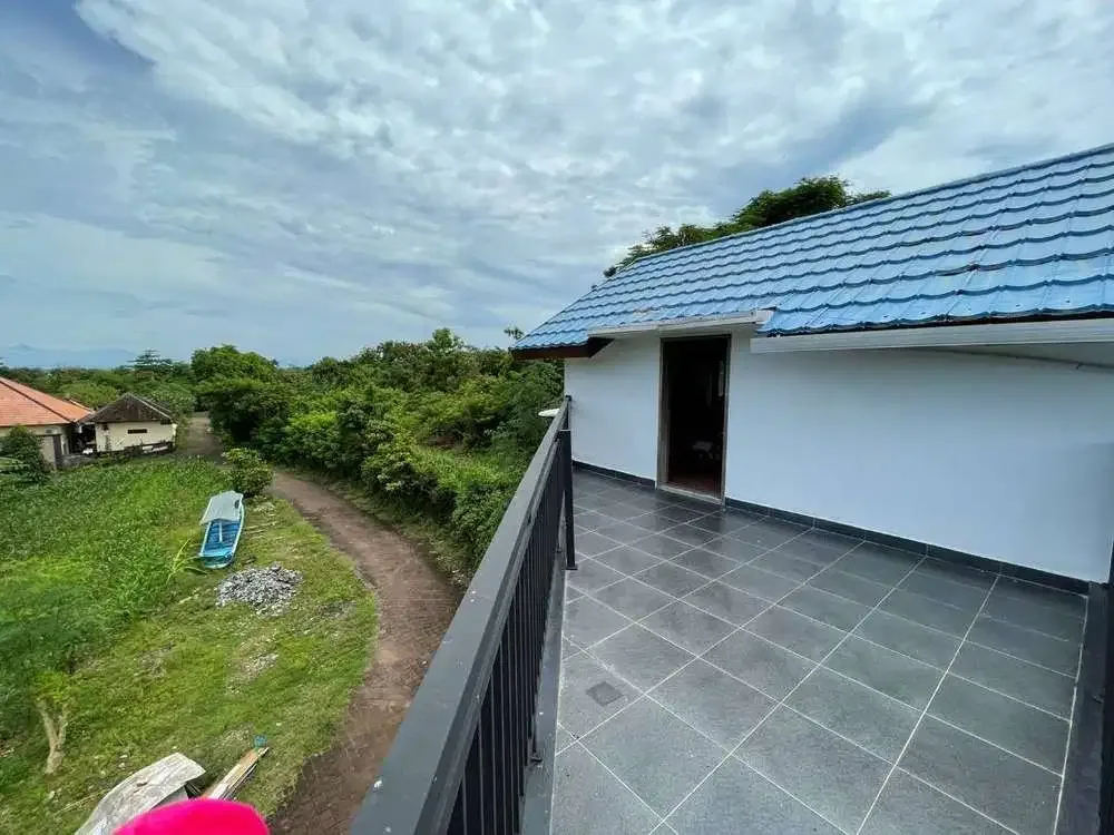 SPACIOUS WESTERN STYLE HOUSE - Image 3 of 10