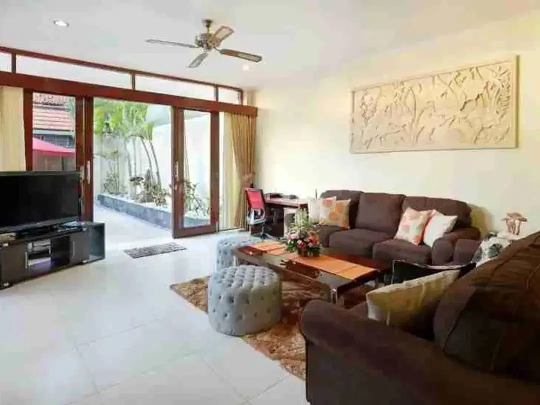 Villa Mewah Modern 500 Meter ke Pantai Legian - Image 5 of 10