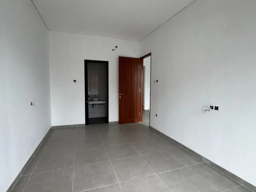 Dijual Rumah Modern Siap Huni di Saridana, Denpasar Utara - Image 3 of 9