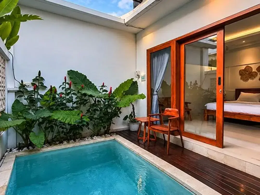 [AMS-106.RSA.V]  Cozy Private Villa with Plunge Pool – Your Affordable Living & Private Tropical Nest in East Denpasar! - Image 2 of 10