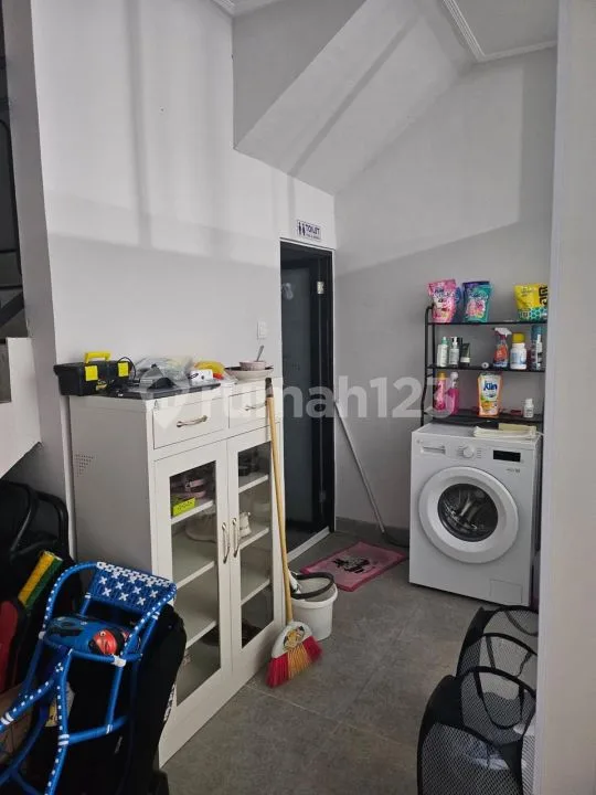 Ruko Secondary untuk Usaha atau Kantor 2 Lantai di Sesetan Bali - Image 3 of 4