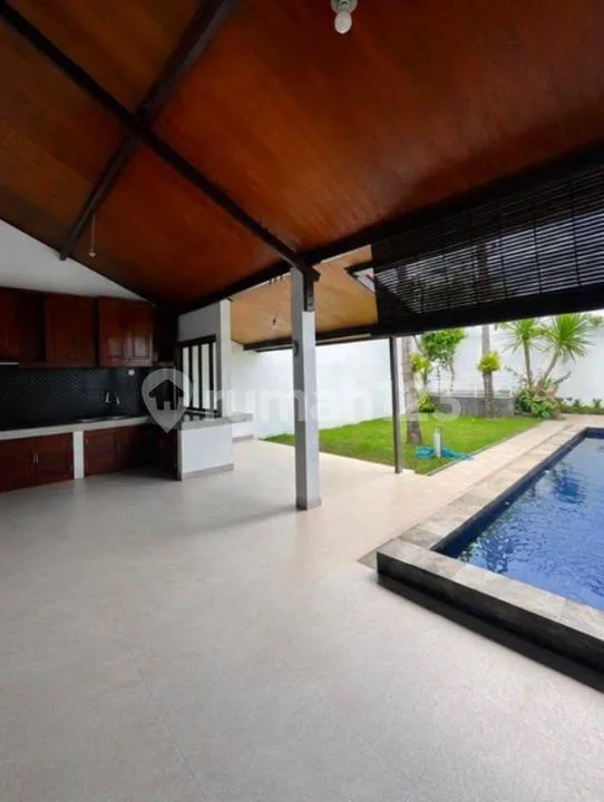 Rumah Modern Leasehold di Kawasan Renon Jalan Tukad Badung - Image 2 of 4