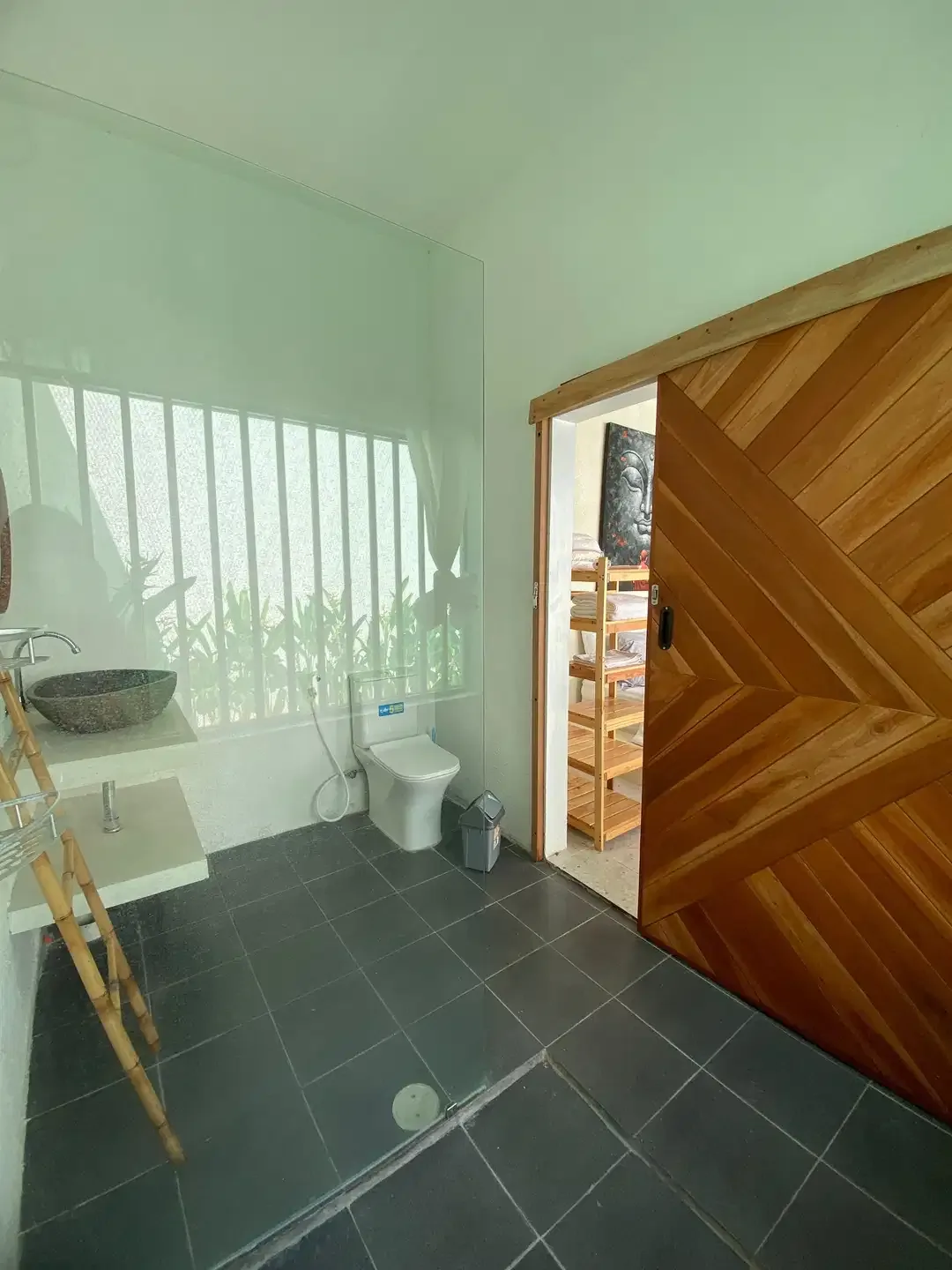 FOR RENT VILLA 1 BR FURNISHED KAWASAN STARTEGIS DI AREA JIMBARAN - Image 3 of 9