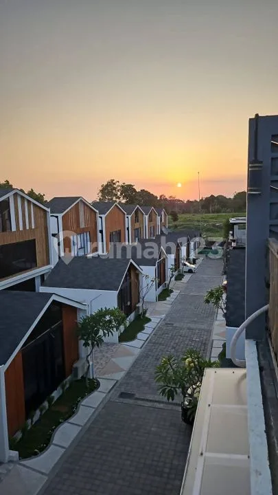 Villa Siap Huni With Rooftop Selangkah ke Nuanu Beach Club - Image 2 of 4