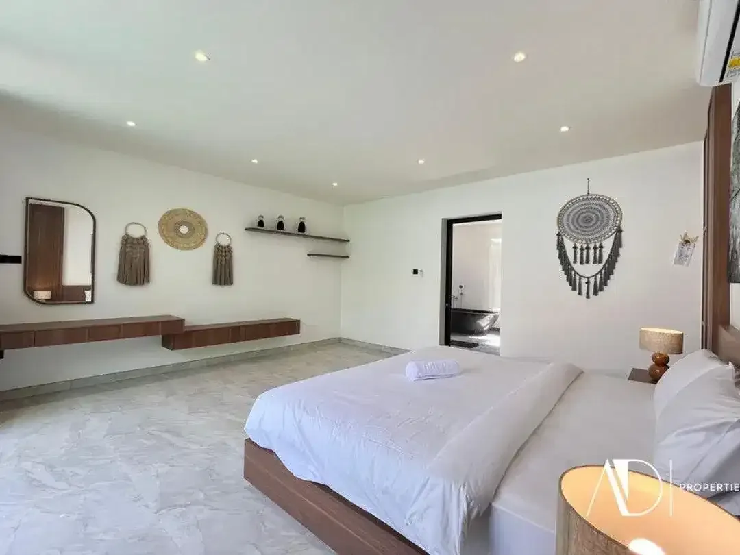 LEASEHOLD | CONTEMPORARY 3-BEDROOM VILLA IN PRIME PETITENGET, SEMINYAK - Image 9 of 10