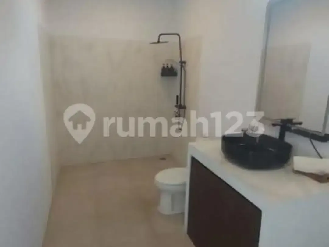 Rumah Furnished Sempol Pererenan, Lt250 Lb250, Sewa Fleksibel 1-15 Tahun, Mulai Rp 220 Juta/Tahun - Image 5 of 5