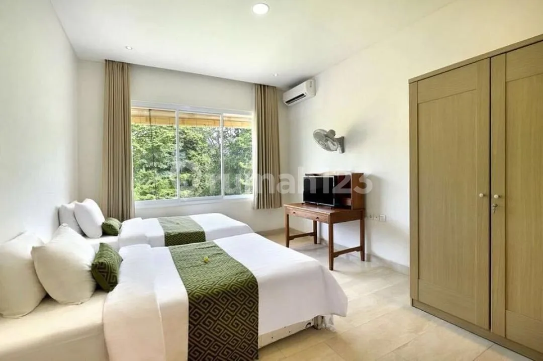 Villa dengan garden yang luas dan asri dekat Umalas - Image 4 of 4