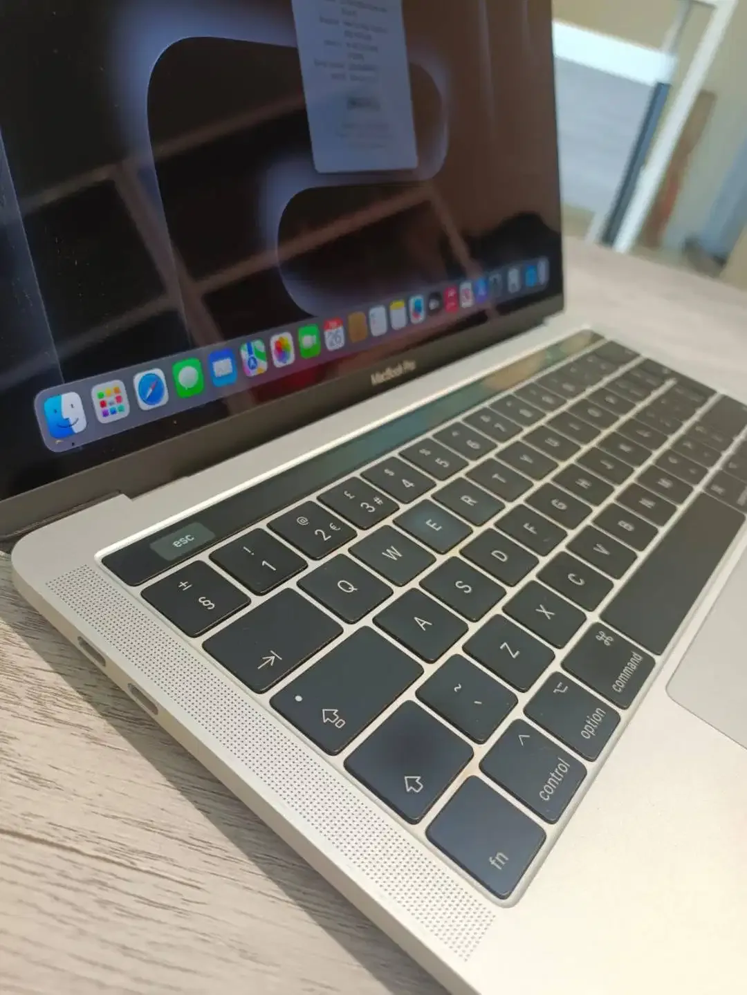 MACBOOK PRO TOUCHBAR 15'' 16/512 2019 - Image 3 of 4