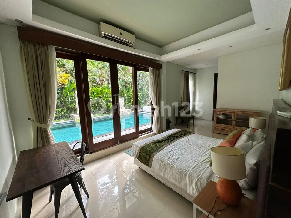 Villa Luas 4Br Pererenan Canggu Dekat Pantai dengan Private Pool - Image 2 of 4
