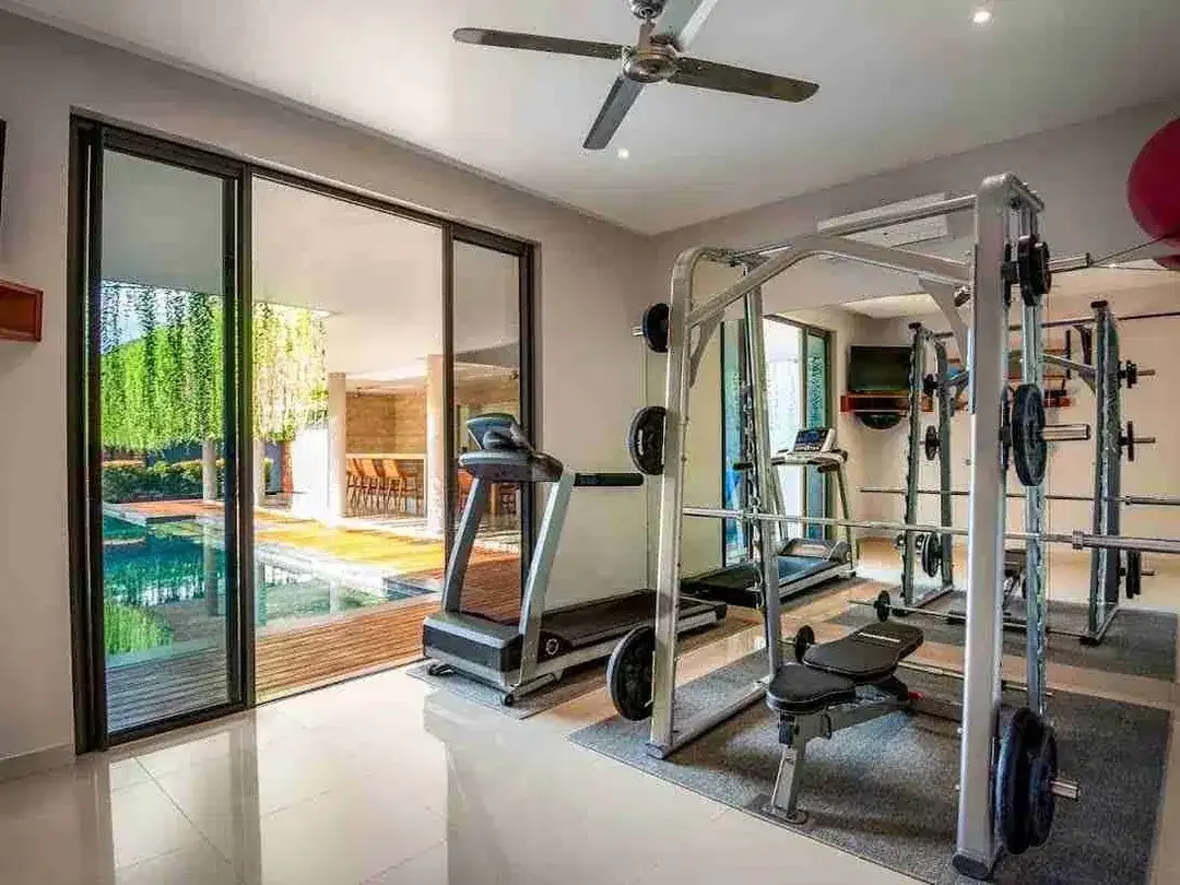 villa modern lantai 2 kerobokan kelod - Image 6 of 10