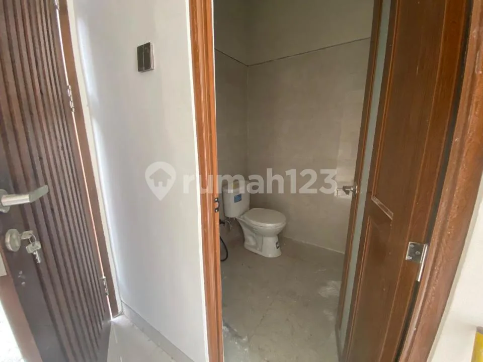 Ruko 2 Lantai di Kediri Tabanan Dekat Pusat Kota dan Rumah Sakit - Image 2 of 4