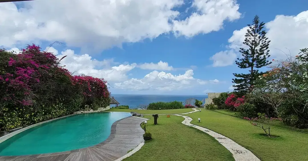 LUXURY CLIFFTOP VILLA FULL VIEW OCEAN NUSA DUA - Image 1 of 6