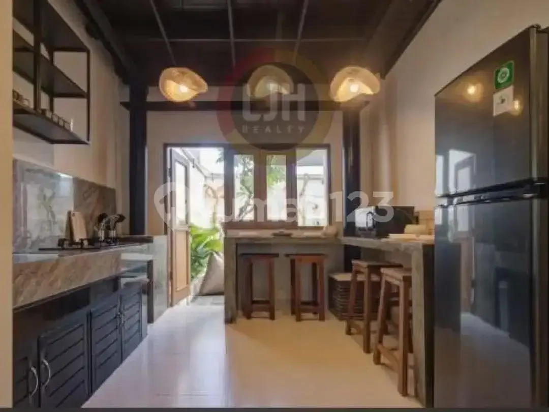 For Sale Villa Kerobokan Bali Fully furnsihed With Swimming Pool - Image 5 of 6
