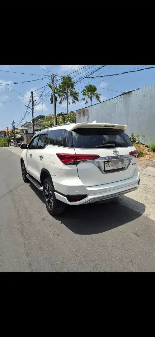 DIJUAL Toyota Fortuner VRZ 4X2 AT - Image 5 of 10