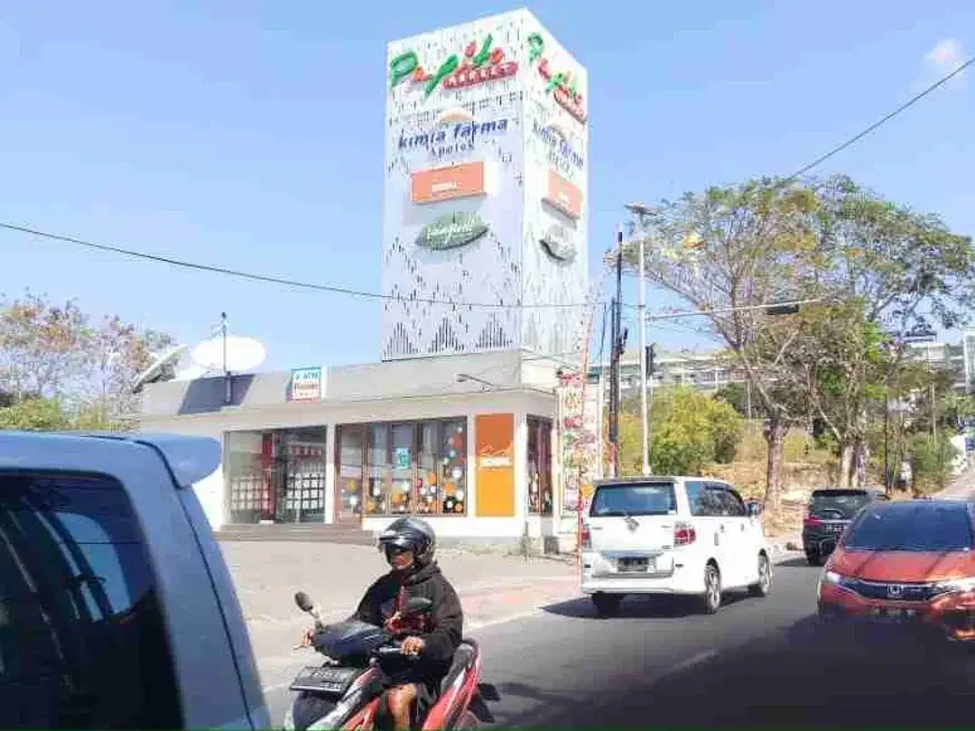 Di jual tanah pinggir jalan raya Uluwatu sangat cocok untuk usaha hotel, resto dan ruko - Image 2 of 10