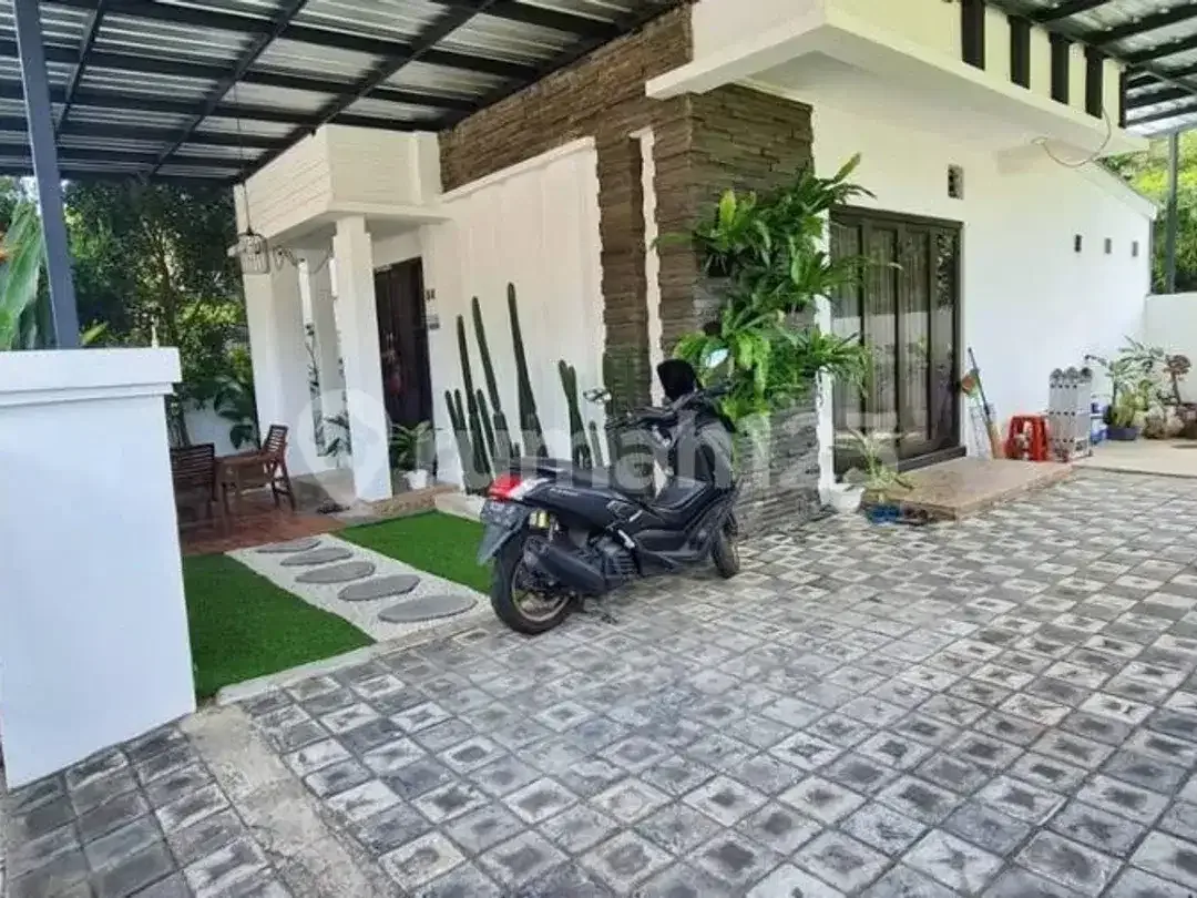 Full Furnished, Rumah, 2 Lantai, Siap Huni Dekat Semua Fasilitas - Image 3 of 5
