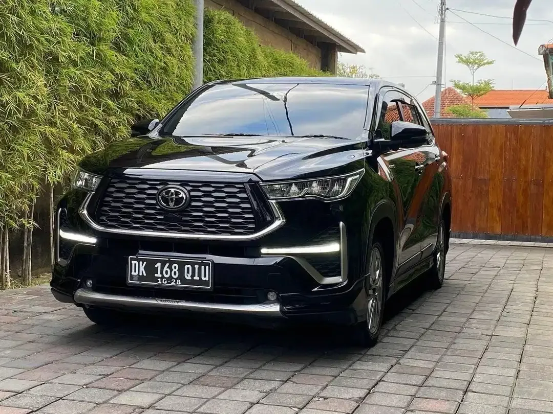 TOYOTA INNOVA ZENIX Q HYBRID MODELISTA 2023 - Image 3 of 10