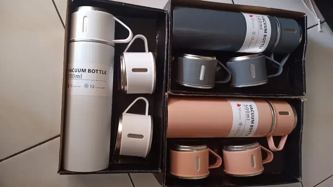 Dijual Murah 60rb SEPAKET(BARU)Termos Sultan Vacuum Flask Set 500ml - Image 1 of 4