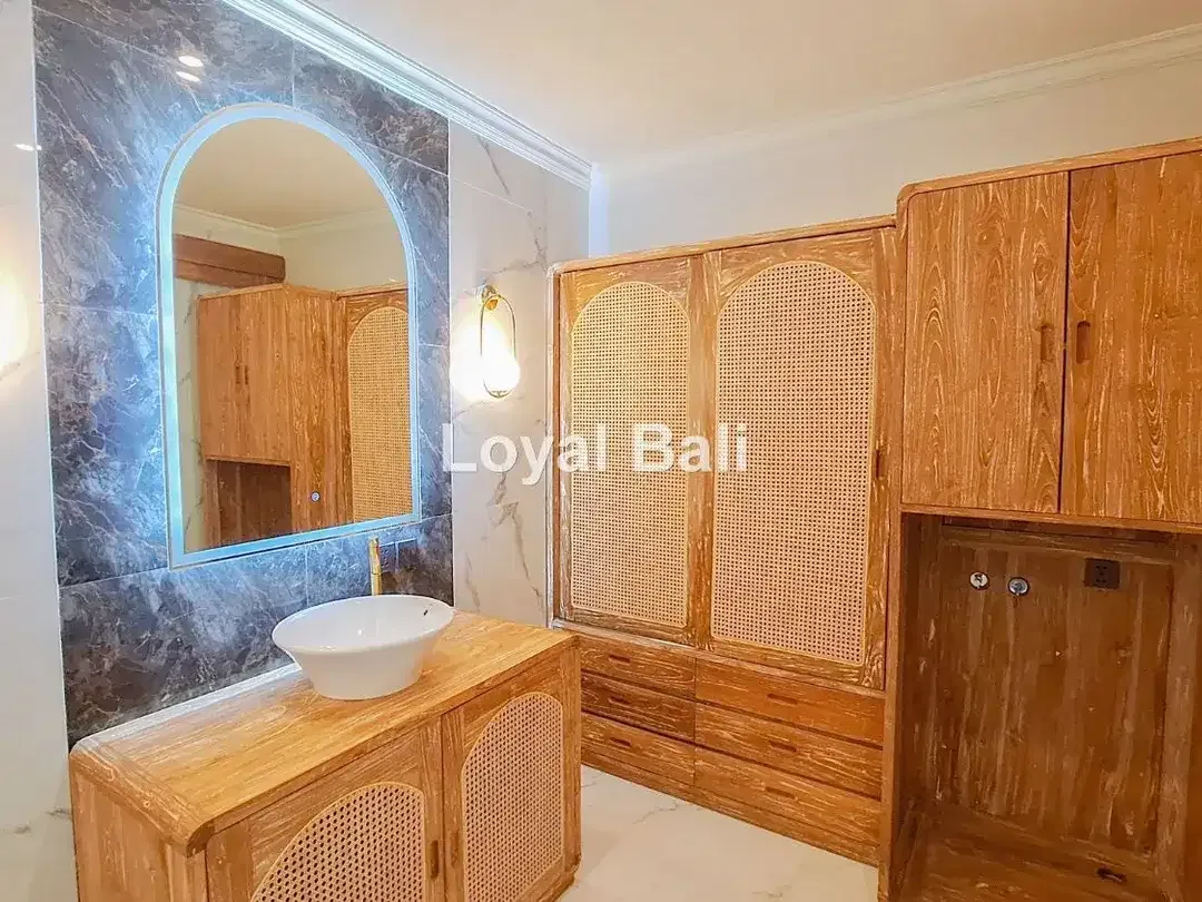 Villa, Brand New Villa with Tropical Concept in Ungasan, Bali - Image 8 of 10