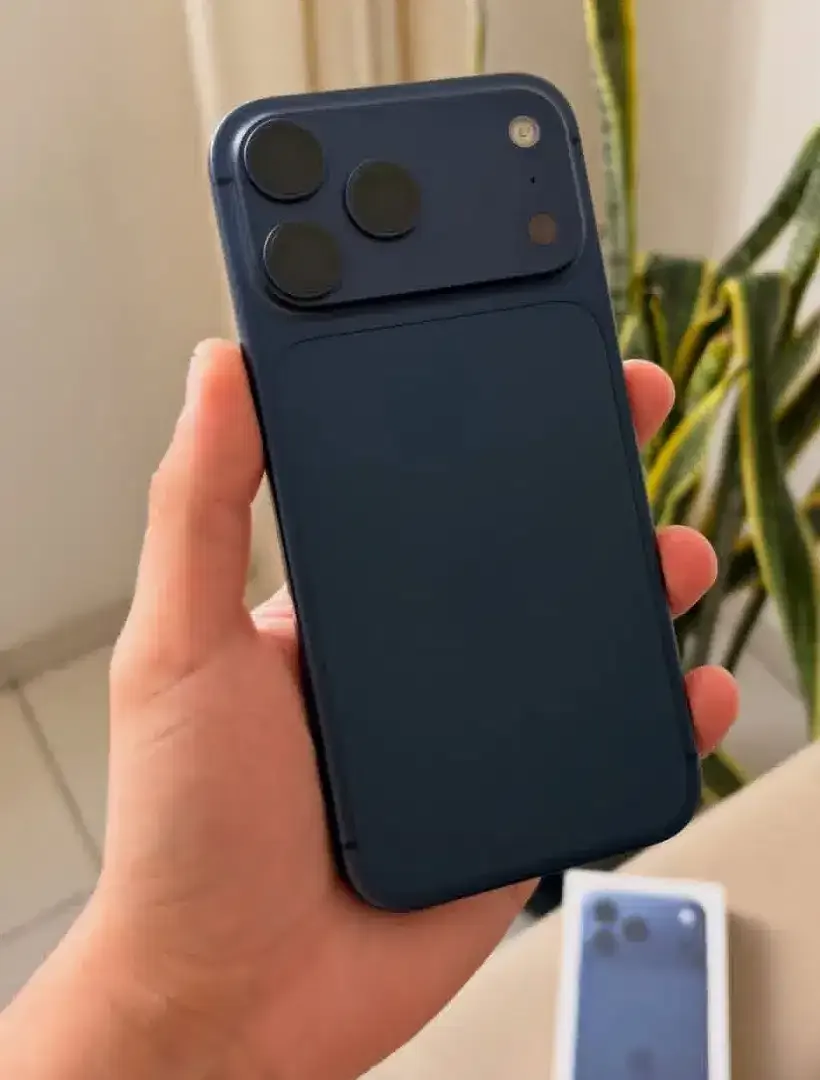 PROMO KREDIT IP 17 PRO BY HOME HOMECREDIT - Image 1 of 2