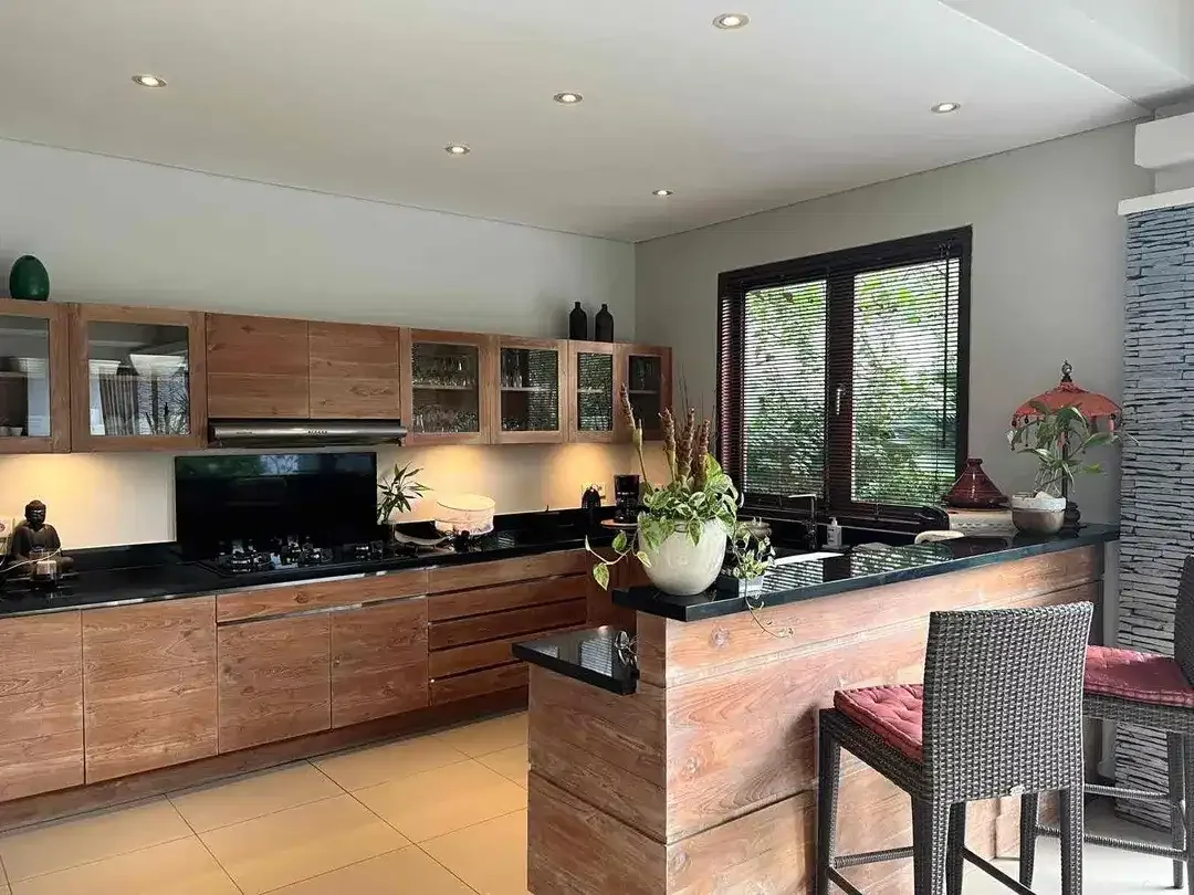 For sale villa
Located at Batu bolong - Image 4 of 10