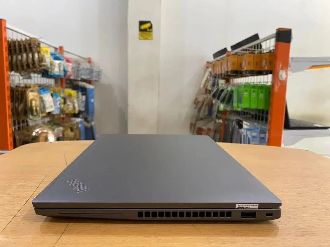 Lenovo ThinkPad T14 G4 Core i7Gen13 Ram 16GB SSD 512GB TouchscrenMulus - Image 5 of 10
