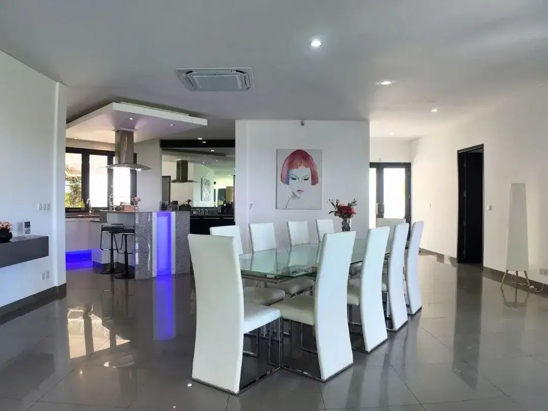 Rare Cliffside Villa in Jimbaran with Panoramic Ocean Views - Image 7 of 10