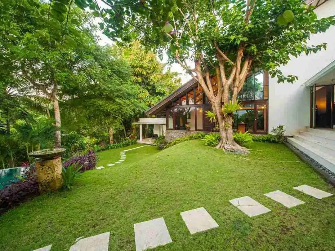 Tropis Modern River view Huge Garden Villa Sukawati Ubud Gianyar Bali - Image 7 of 10