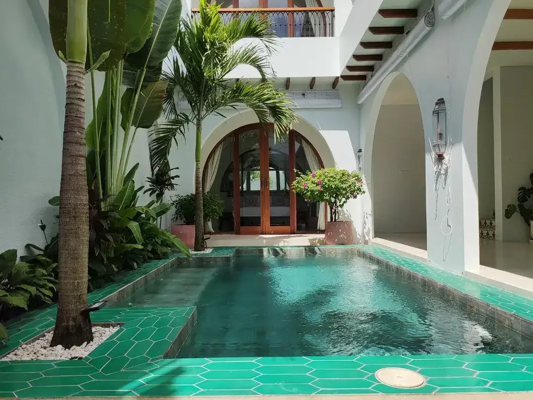 3 Bedrooms Mediterranean Villa in Pererenan Canggu - Image 3 of 10