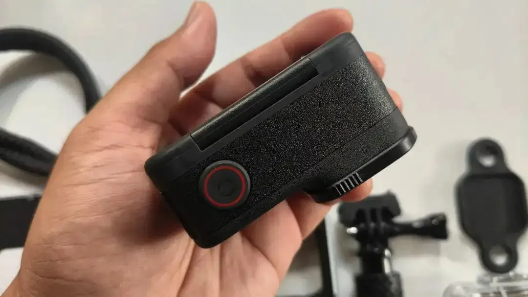 Insta360 Ace Pro 2 Xplorer Grip Kit Full Set+ Bonus - Image 7 of 7