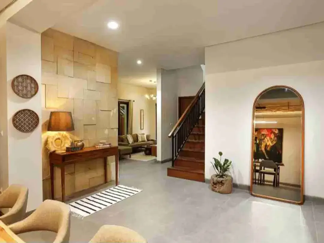 Villa strategis Tropis Modern Taman Griya Jimbaran Bali - Image 10 of 10