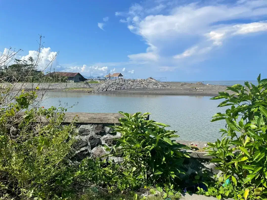 Beachfront For Sale Freehold in Ketewel Beach - Image 6 of 8