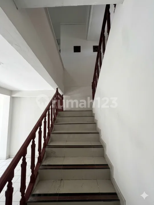 [Jual/Sewa] Ruko Strategis 2 Lantai di Jl. Kuruksetra Nusa Dua - Kawasan Bisnis Premium - Image 4 of 4