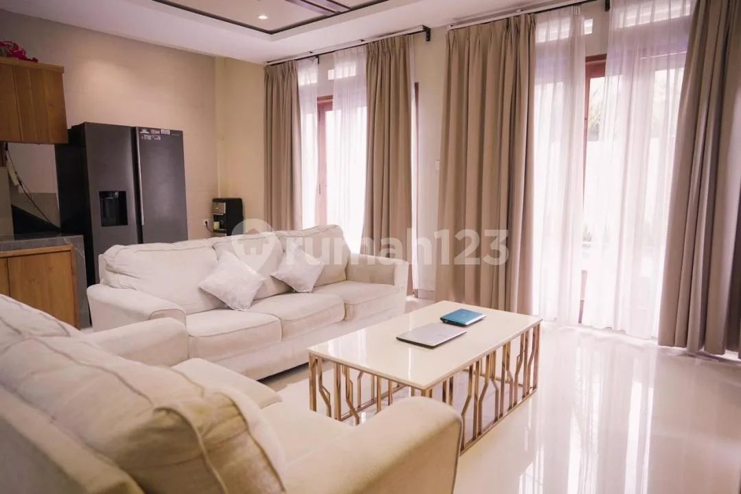 Disewakan Villa Ekslusif 4 Kamar Tidur Area Sejuk Nusa Dua - Image 3 of 4