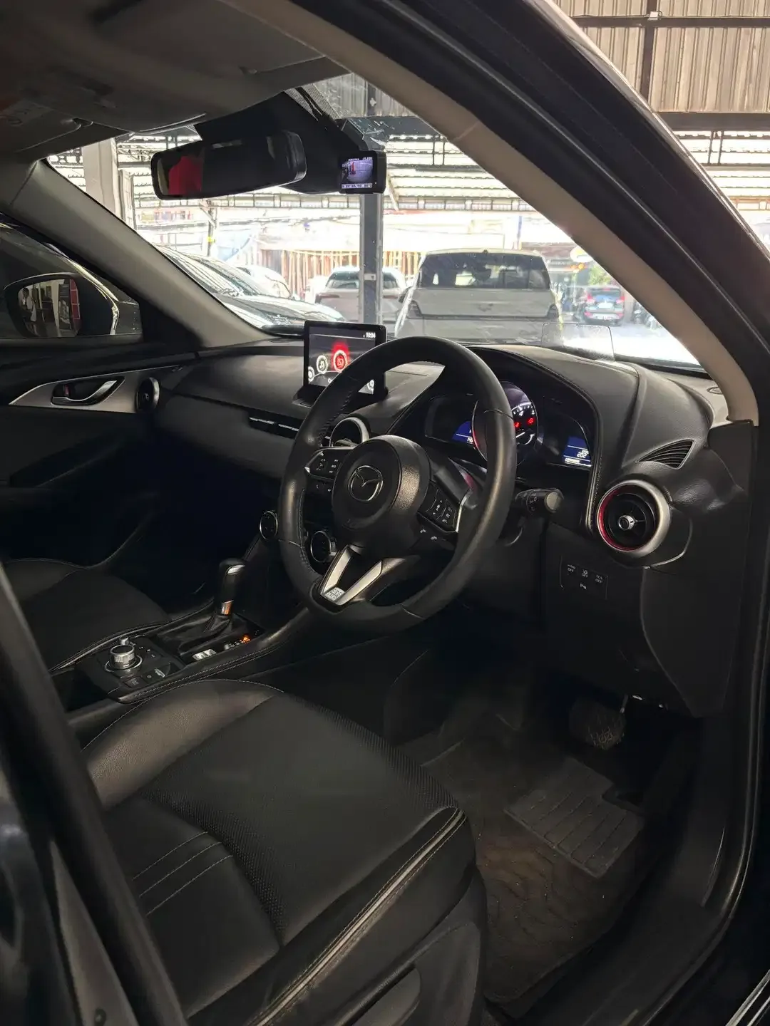 Mazda cx 3 hitam - Image 5 of 8