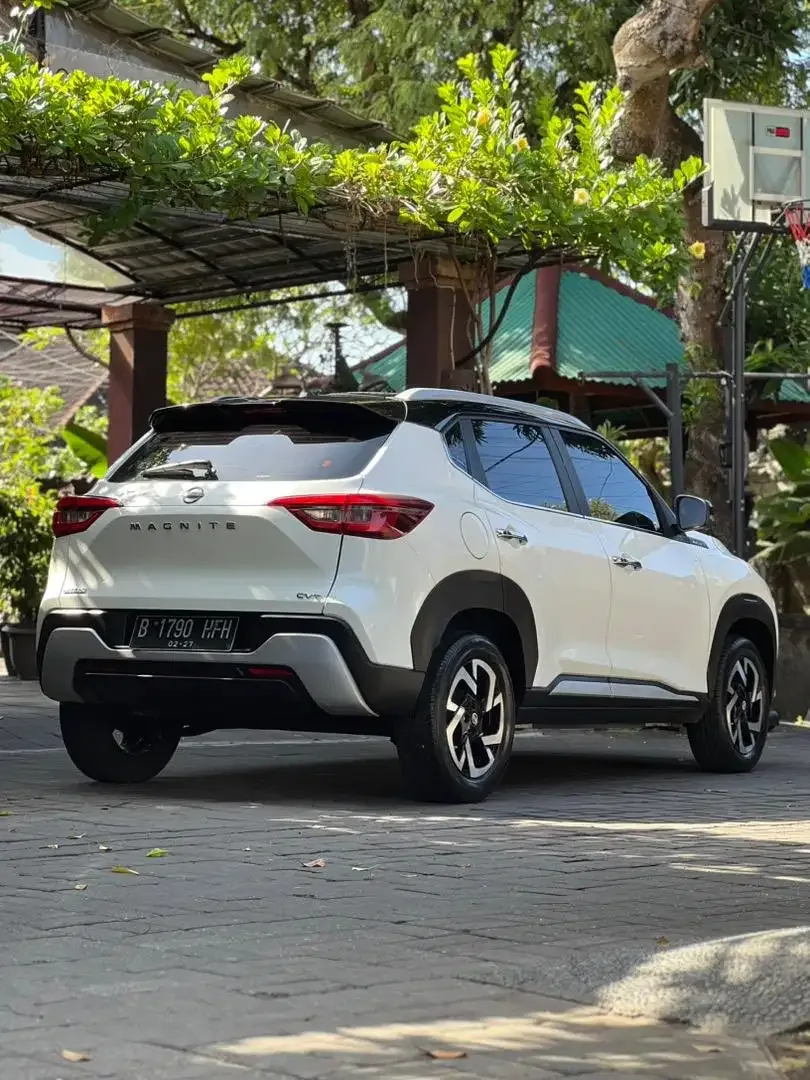 Nissan Magnite Premium 1.0 Turbo CVT - Image 4 of 10
