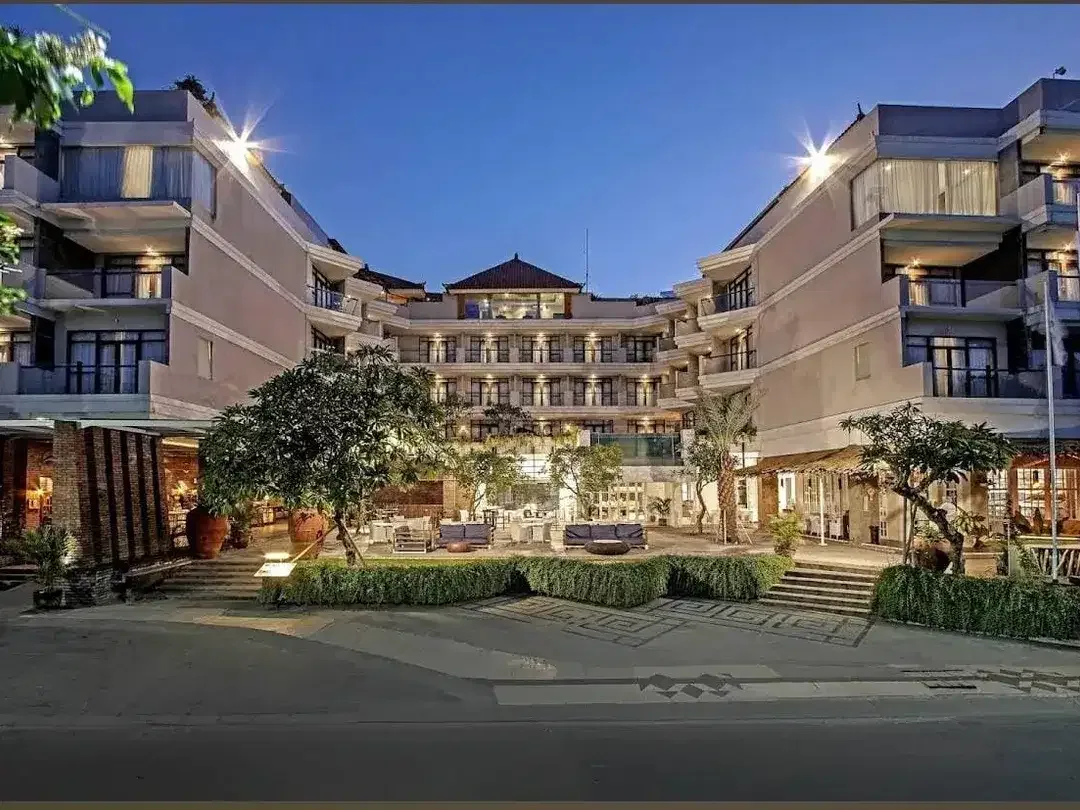 Dijual Hotel Bintang 4 Dengan Lokasi Paling Strategis Didepan Pantai Kuta Wyndham Garden Bali – 155 Kamar di Lahan 6.665 m² - Image 2 of 10