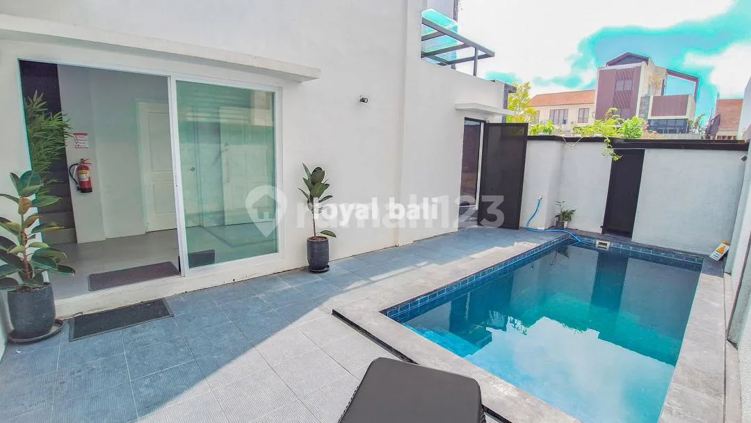 Villa, Modern Villa With Elegance Design In Benoa, Bali - Image 2 of 4