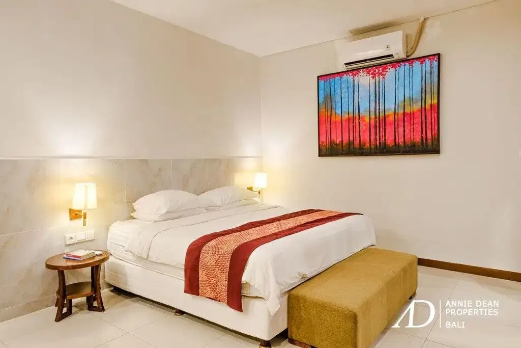 FREEHOLD 3 BEDROOM VILLA ONE GATE SYSTEM IN UMALAS - Image 9 of 10