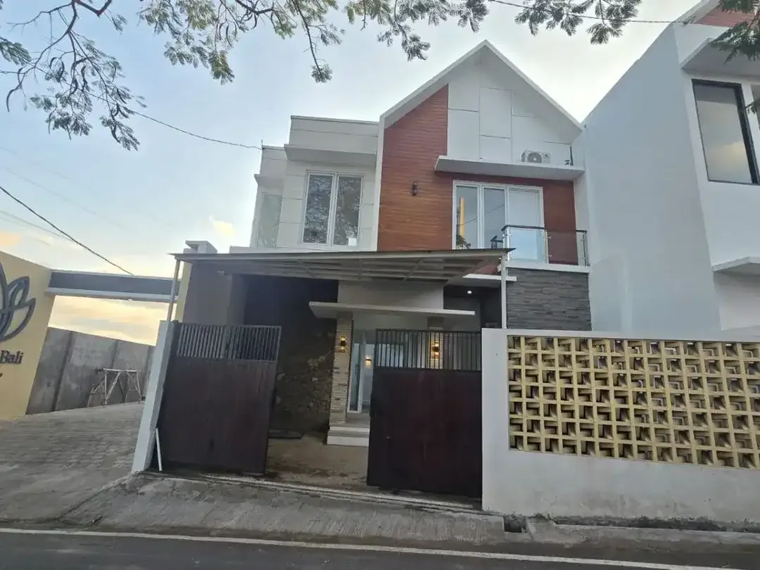 DI JUAL VILLA AREA NUSA DUA DEKAT DENGAN PINTU TOL BALI - Image 3 of 10
