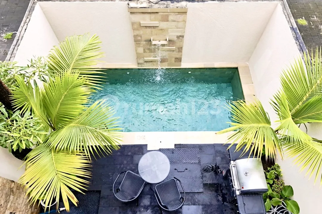 Villa Murah dan Cantik Fully Furnished Siap Huni di Ker - Image 1 of 4