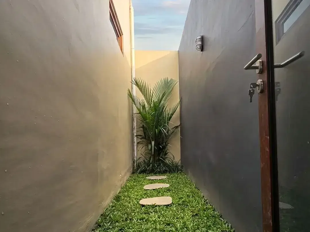Exclusive Tropical Modern Villa in Keramas – Private Pool & Prime Location - Image 9 of 10