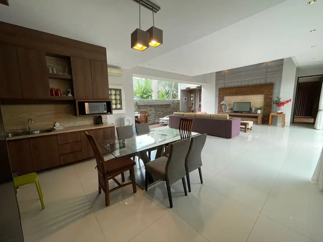 DIJUAL VILLA MODERN DEKAT PANTAI SEMINYAK - Image 6 of 10