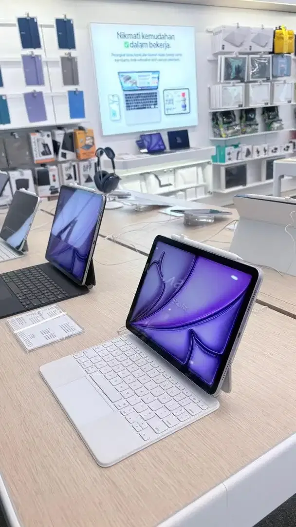 IPAD AIR M4 NEW BERSEGEL BERGARANSI RESMI - Image 1 of 3