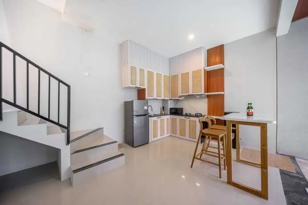JUAL VILLA SEMINYAK FULLY FURNISHED READY UNIT - Image 5 of 10