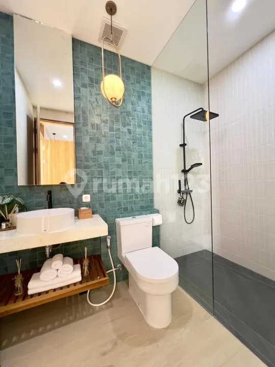 Brand New Tropical Modern Style Ungasan Jimbaran Bali - Image 2 of 4