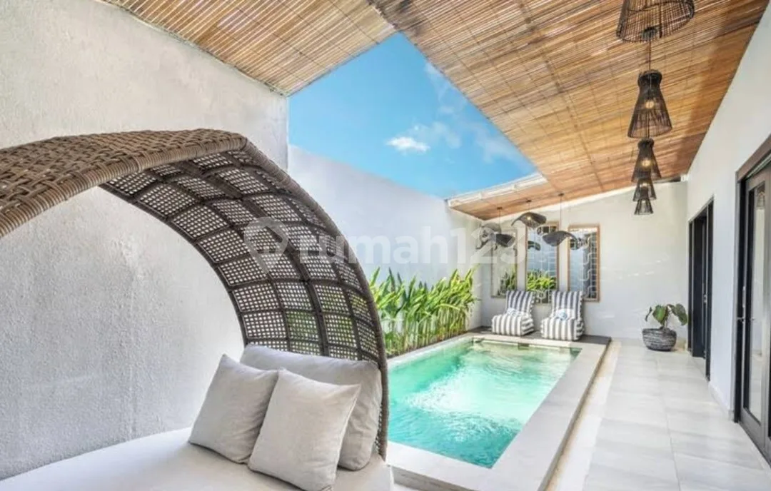 Rental For Long Term - Fully Furnished Leasehold Villa In Padang Linjong - 1.6Km To Echo Beach And La Brisa, Canggu, Bali - Image 1 of 4